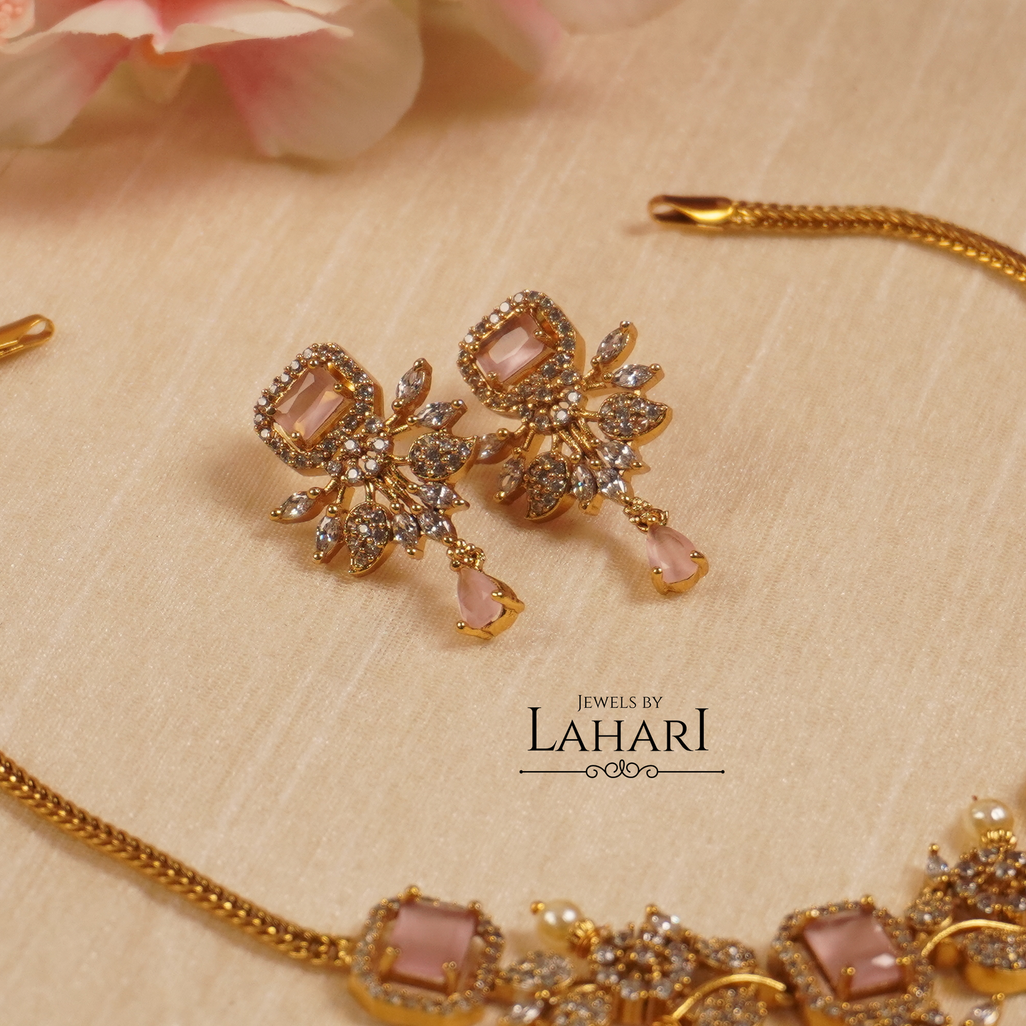 Aaradhya Minimal Necklace Set (Available in 8 colors)