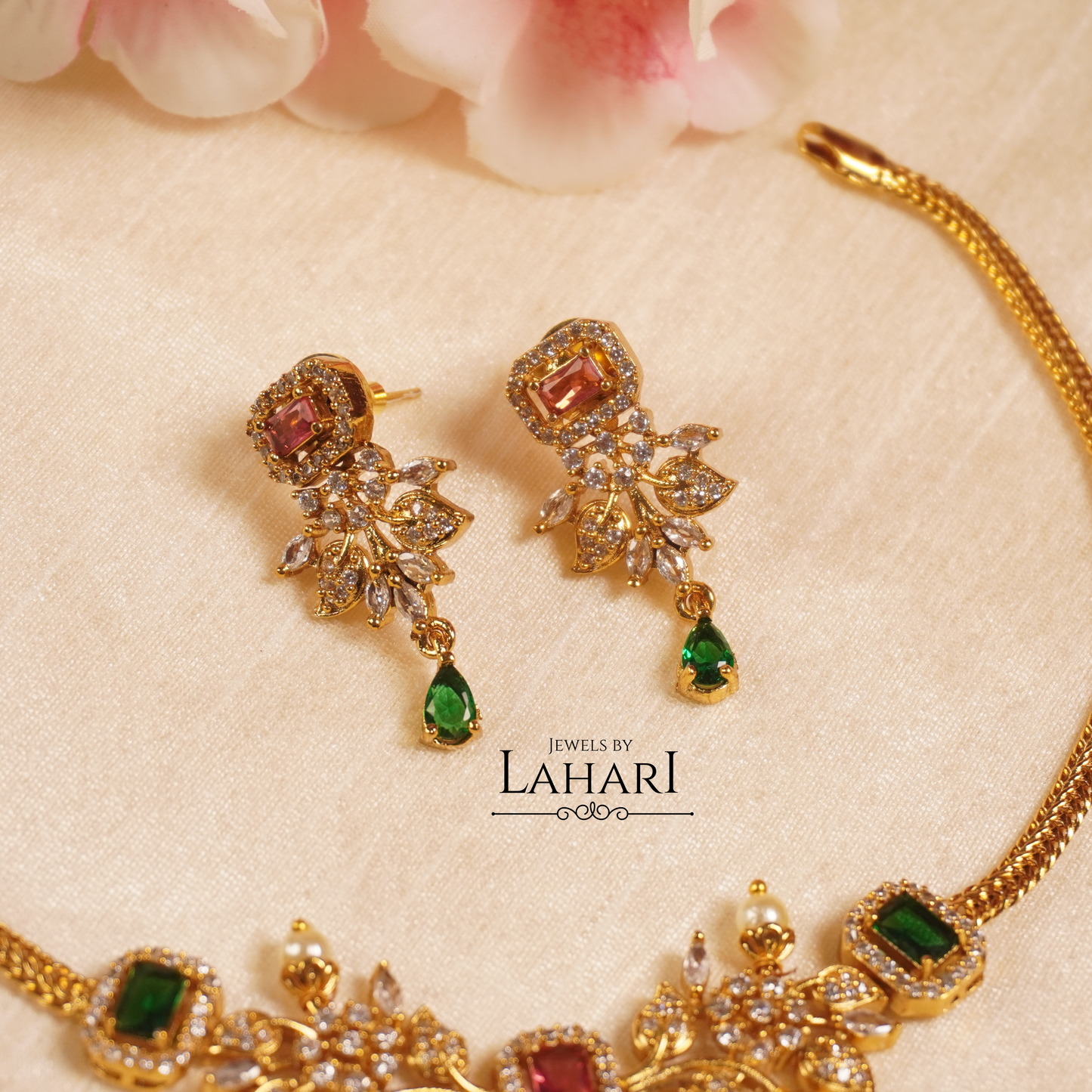Aaradhya Minimal Necklace Set (Available in 8 colors)