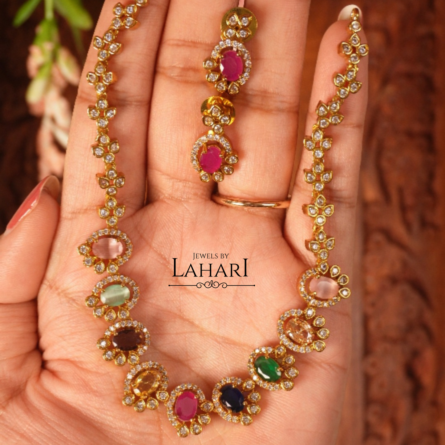 Navratna Dazzle Choker