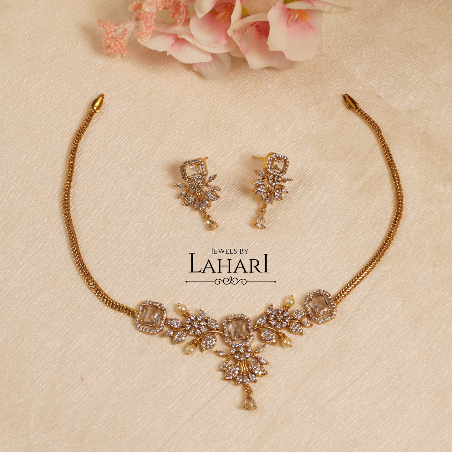 Aaradhya Minimal Necklace Set (Available in 8 colors)