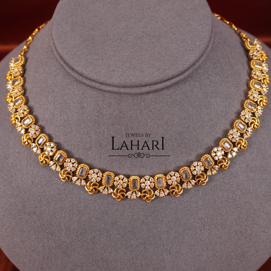 Simple AD/CZ Emerald Flower Necklace