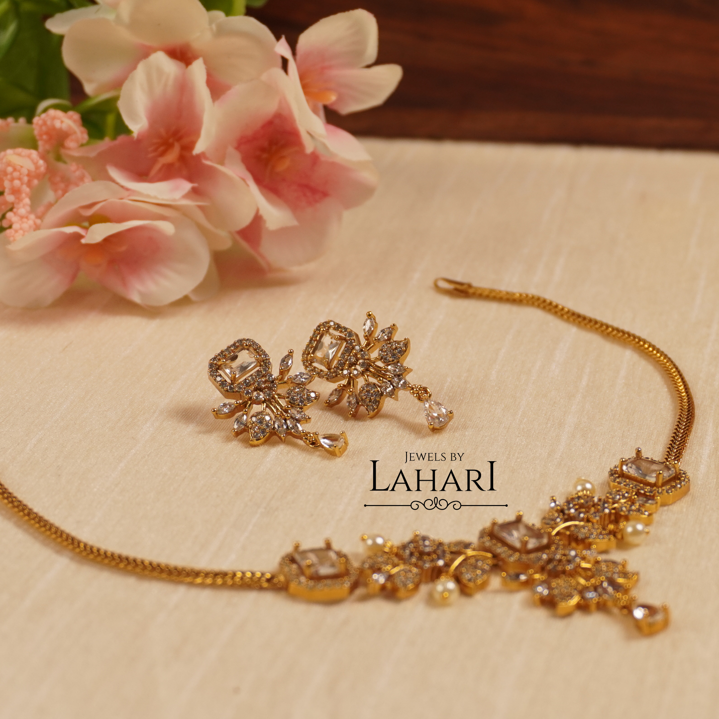 Aaradhya Minimal Necklace Set (Available in 8 colors)