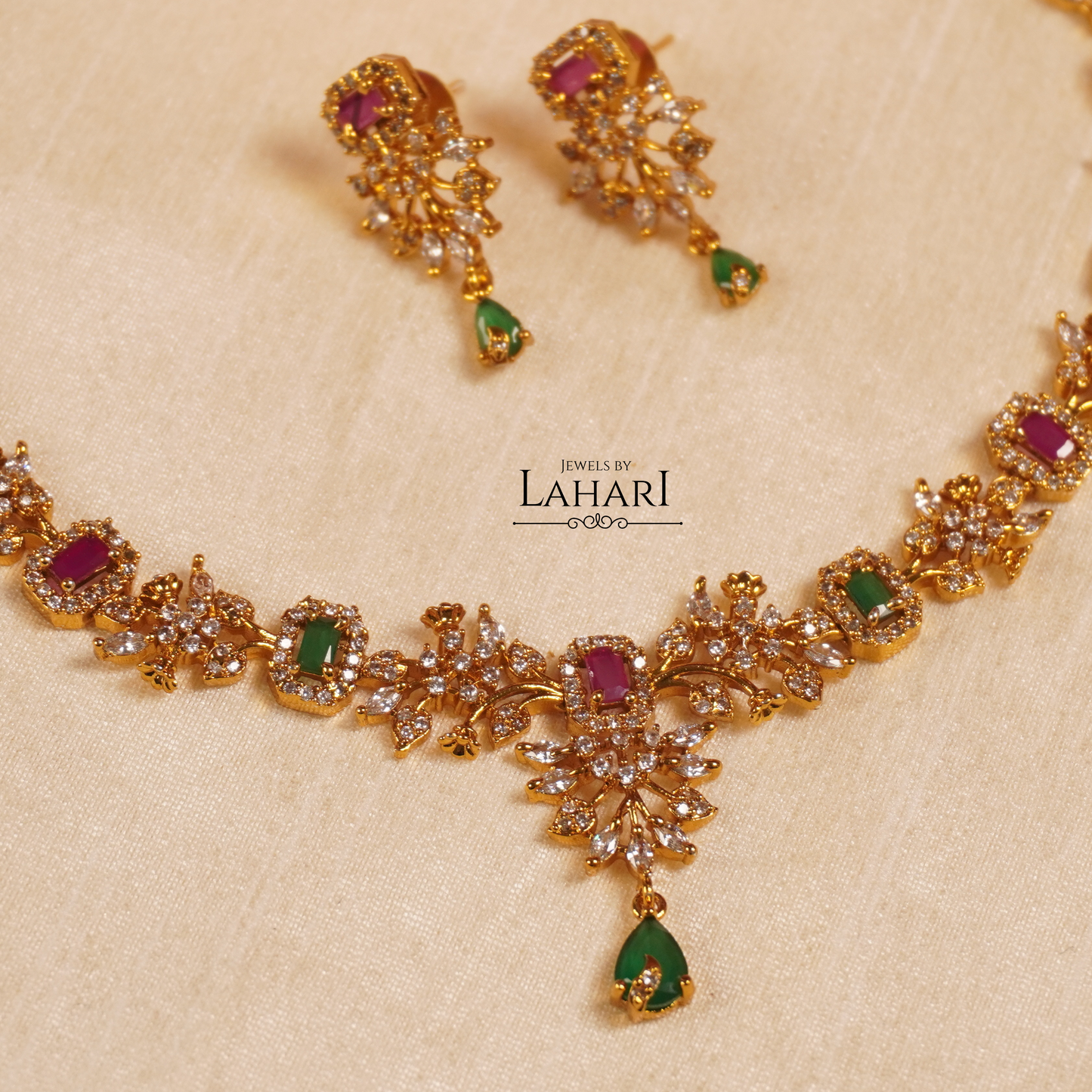 Emerald Ruby & Green Sparkle Necklace Set