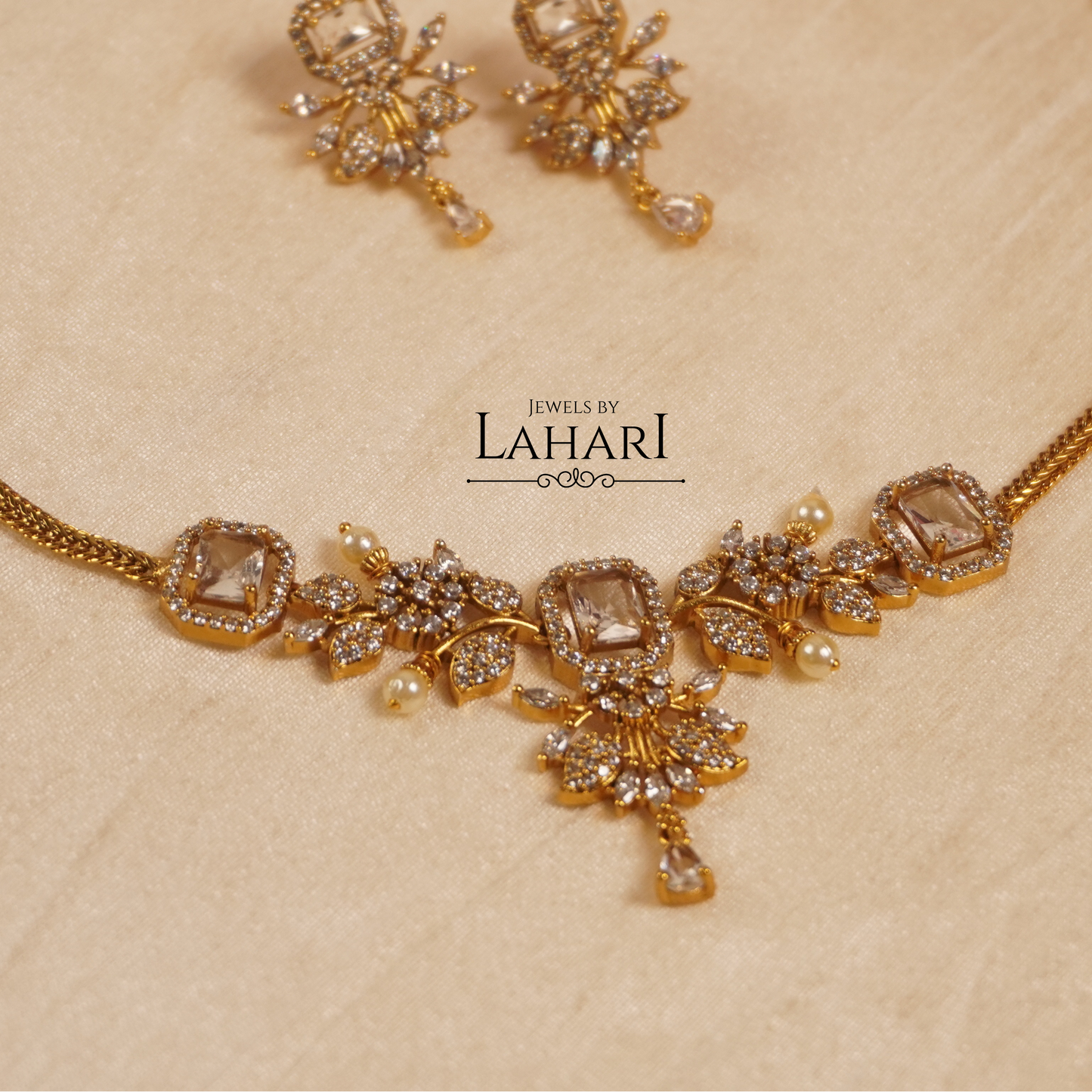 Aaradhya Minimal Necklace Set (Available in 8 colors)